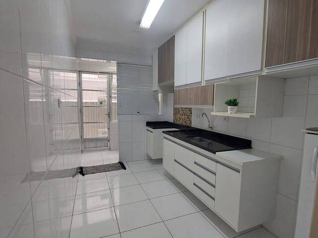 #3756 - Apartamento para Locação em Santos - SP