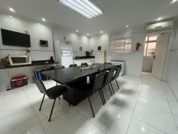 Apartamento para Venda em Santos - 4