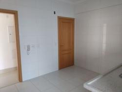 Apartamento para Venda em Santos - 4